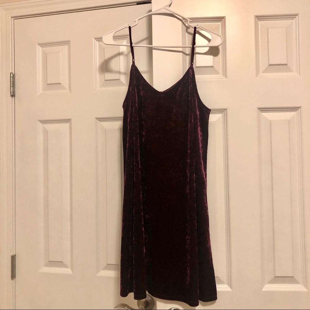 Deep Purple Velvet Dress. Size Large.